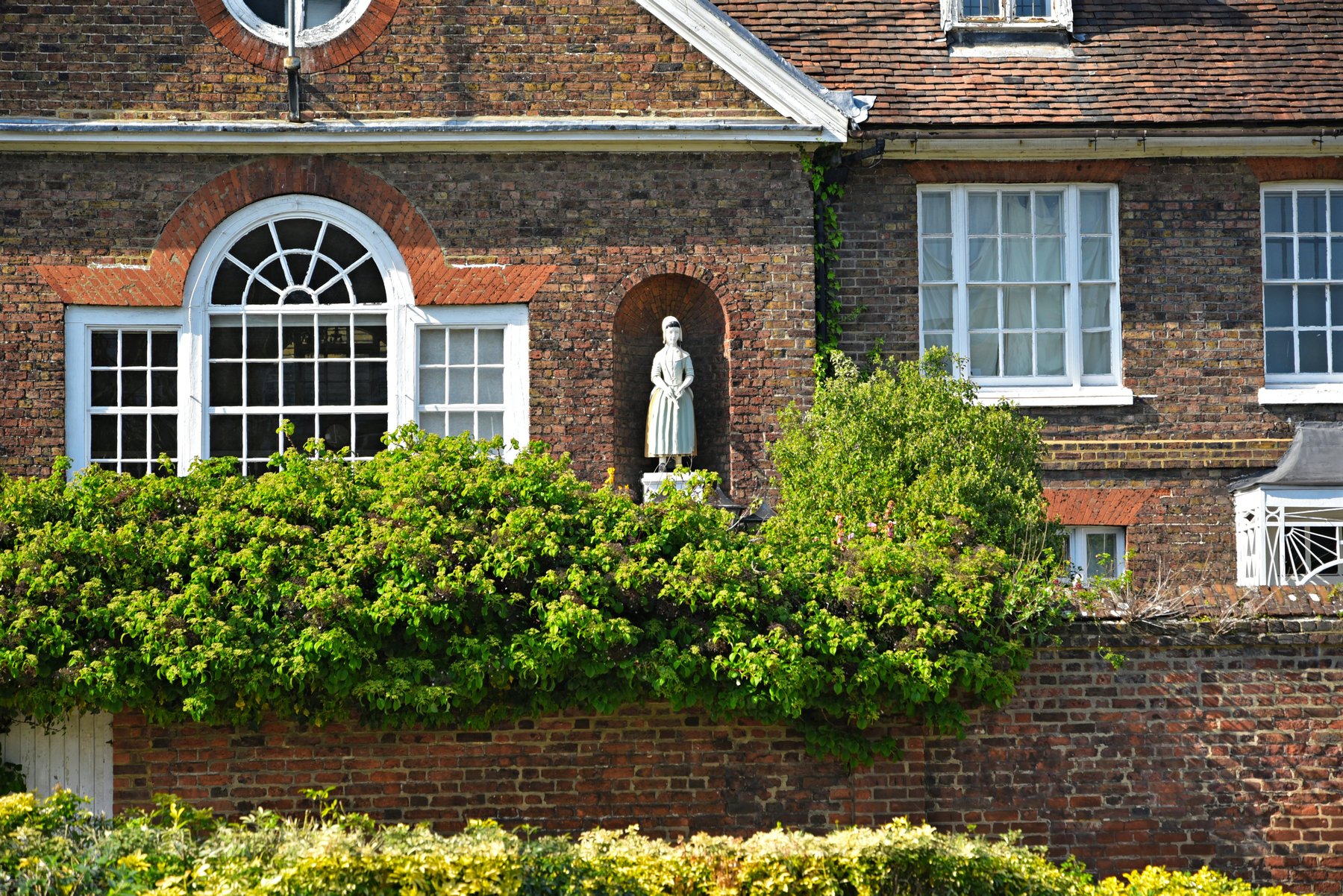 Photograph of Christ's Hospital svchool building