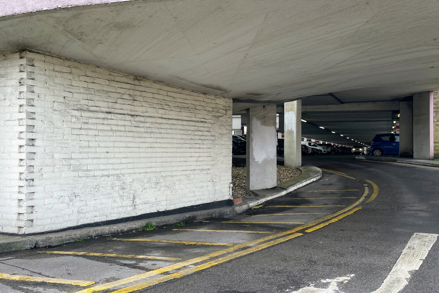 Photograph of Gascoyne Way multi-storey car park in Hertford